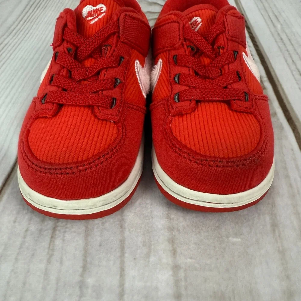 Nike Dunk Low Valentine's Day‎ Toddler Shoes Size 6C